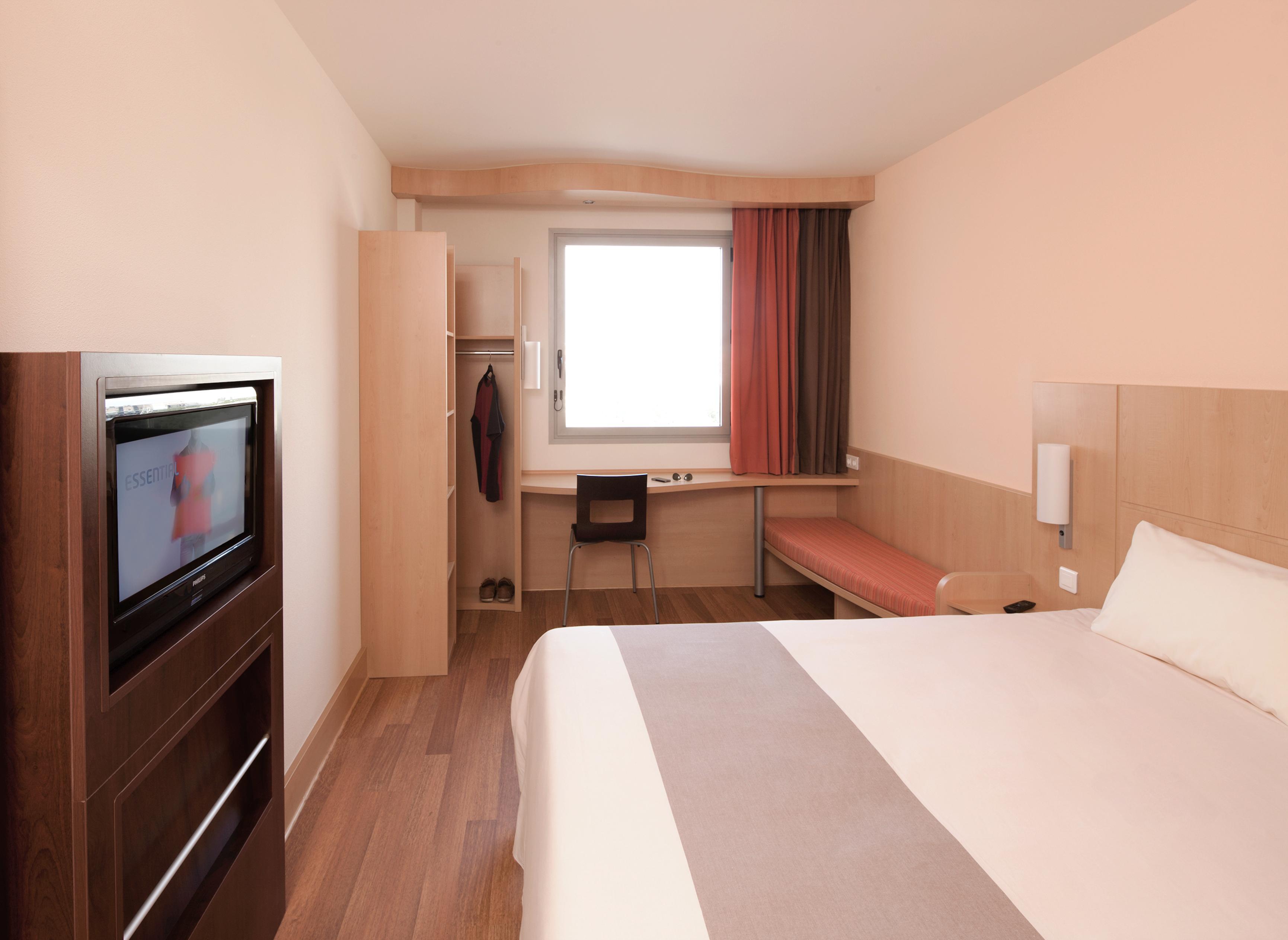 Ibis Lleida Hotel Szoba fotó
