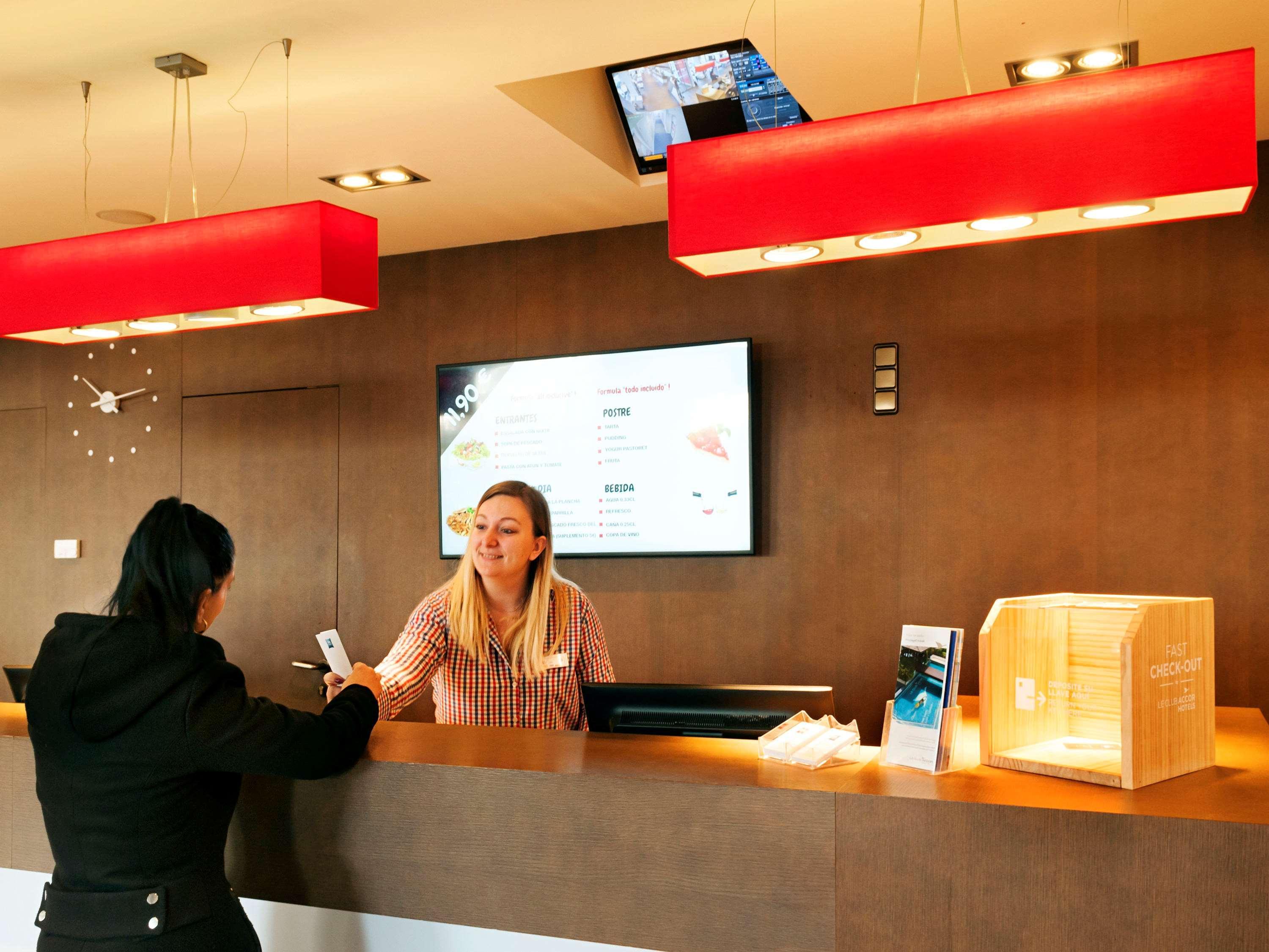 Ibis Lleida Hotel Kültér fotó