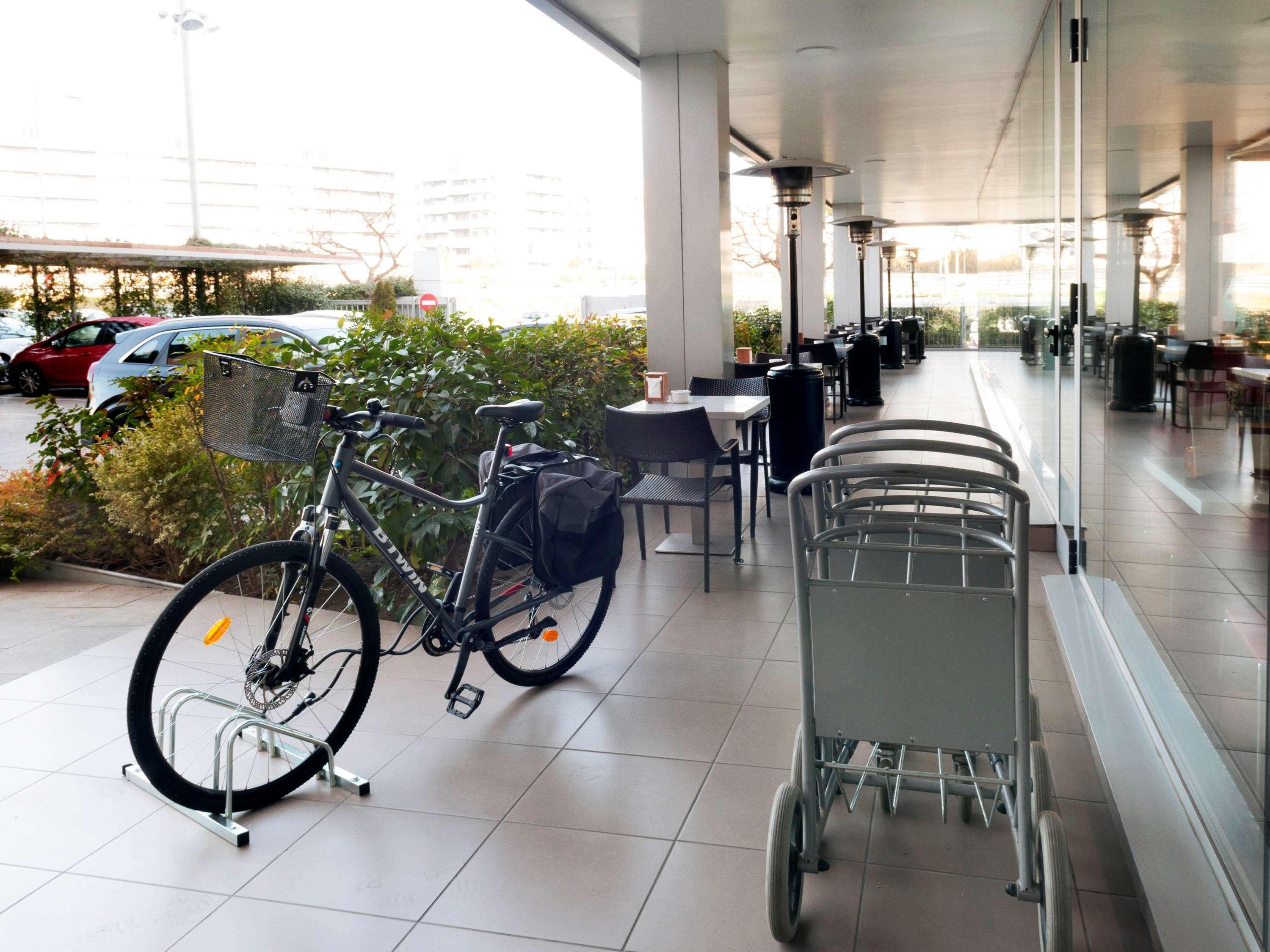 Ibis Lleida Hotel Kültér fotó