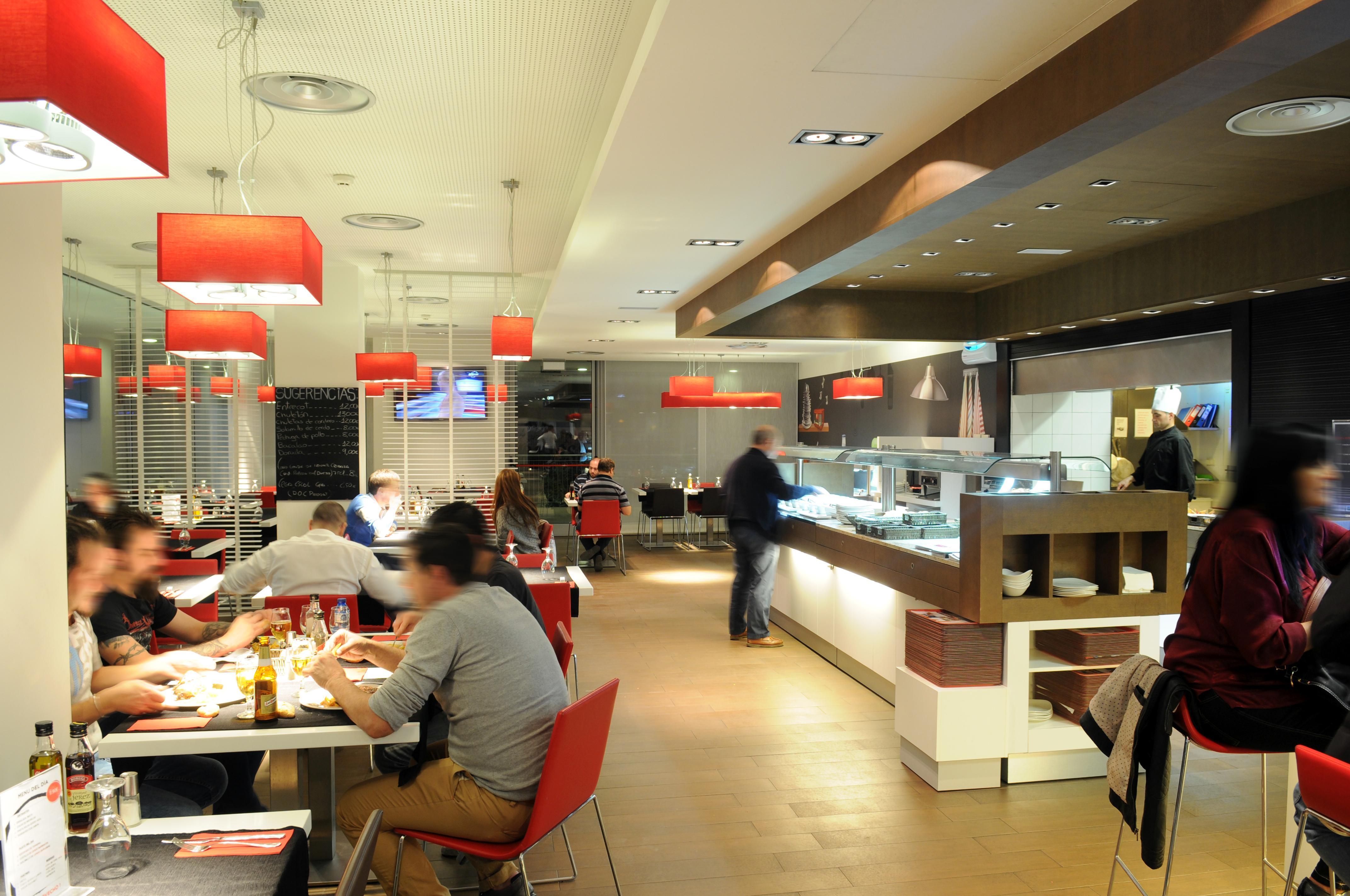 Ibis Lleida Hotel Kültér fotó
