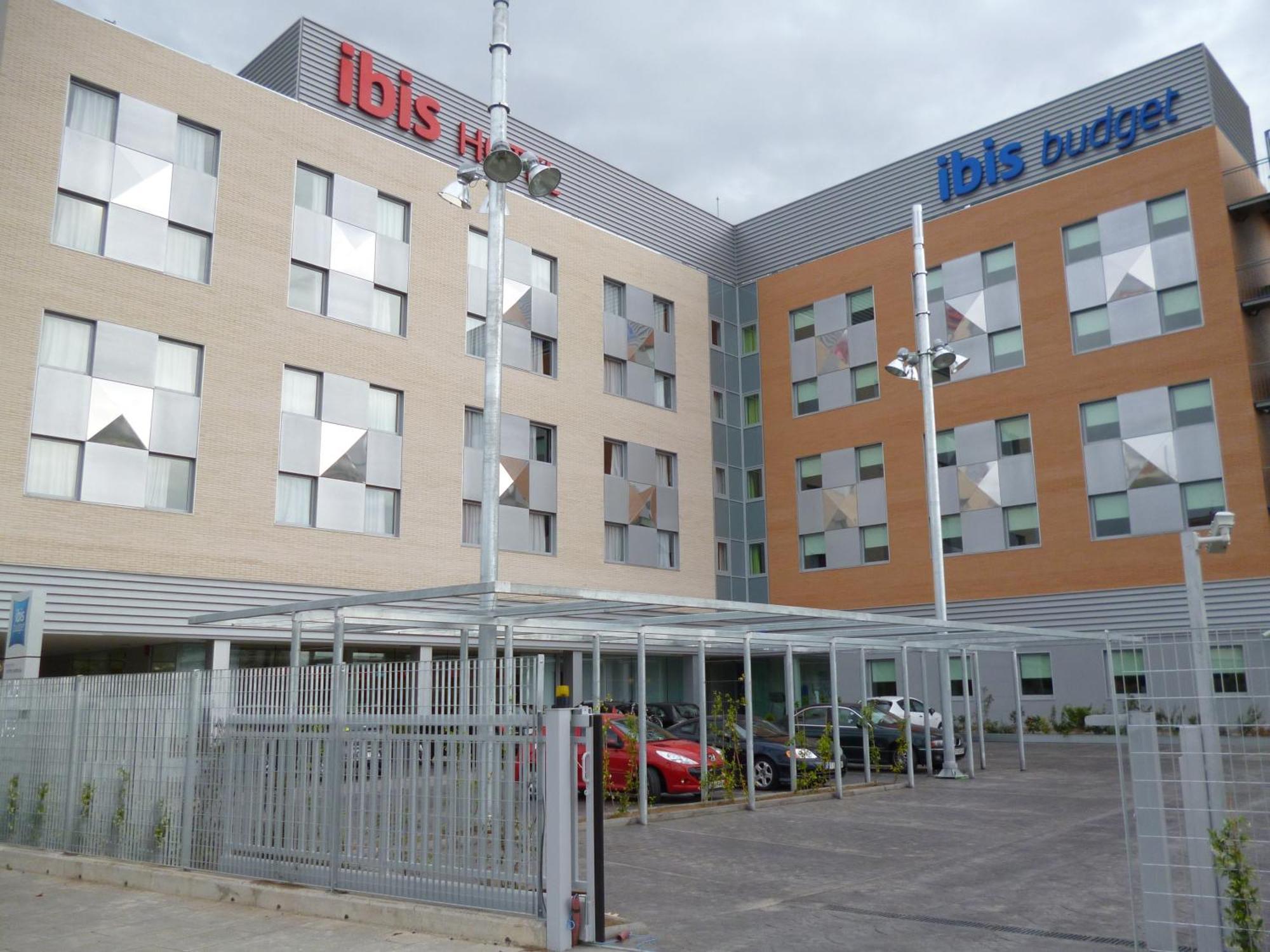 Ibis Lleida Hotel Kültér fotó